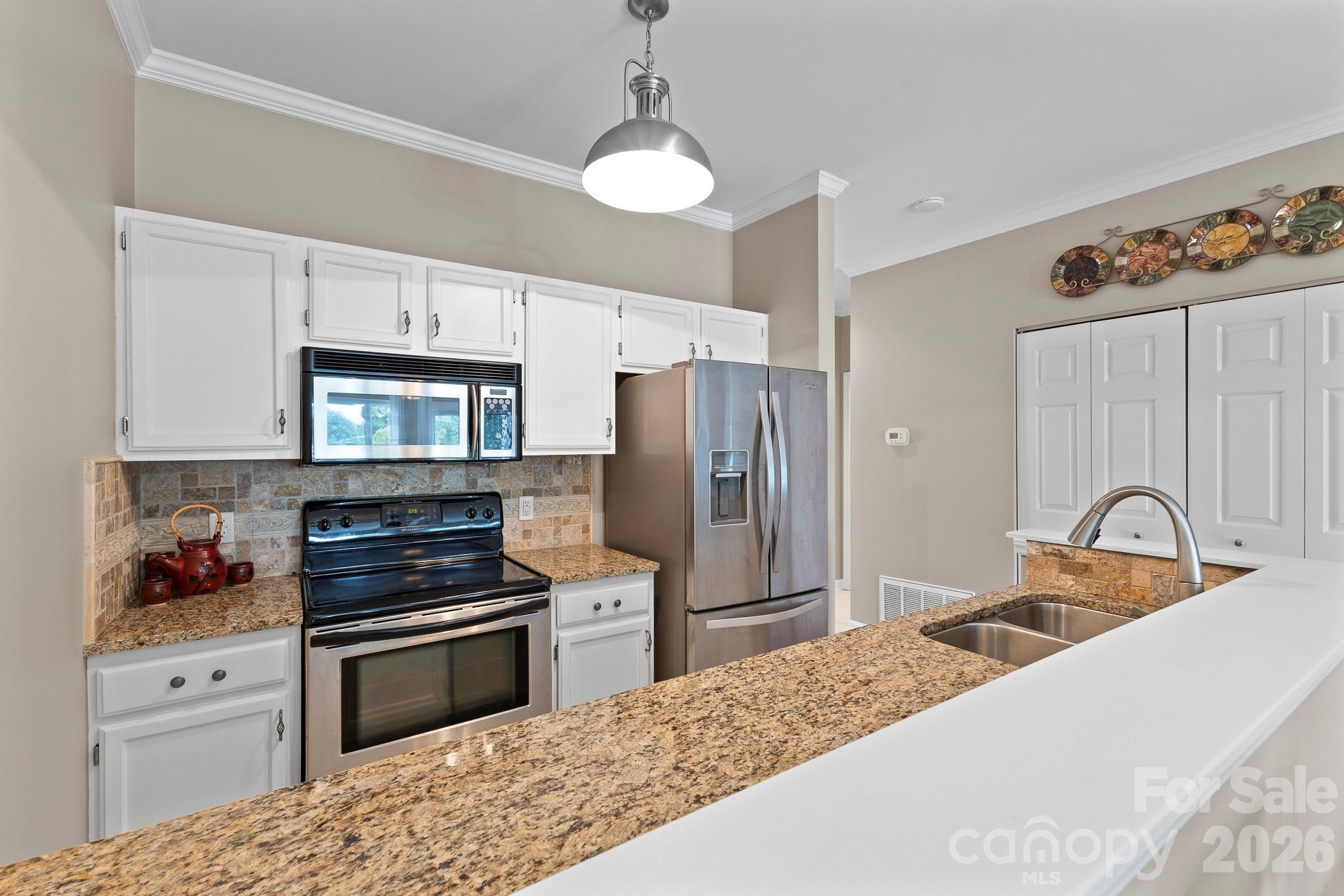 17919 Kings Point Drive, Unit G Cornelius, NC 28031 - Photo 15 of 30