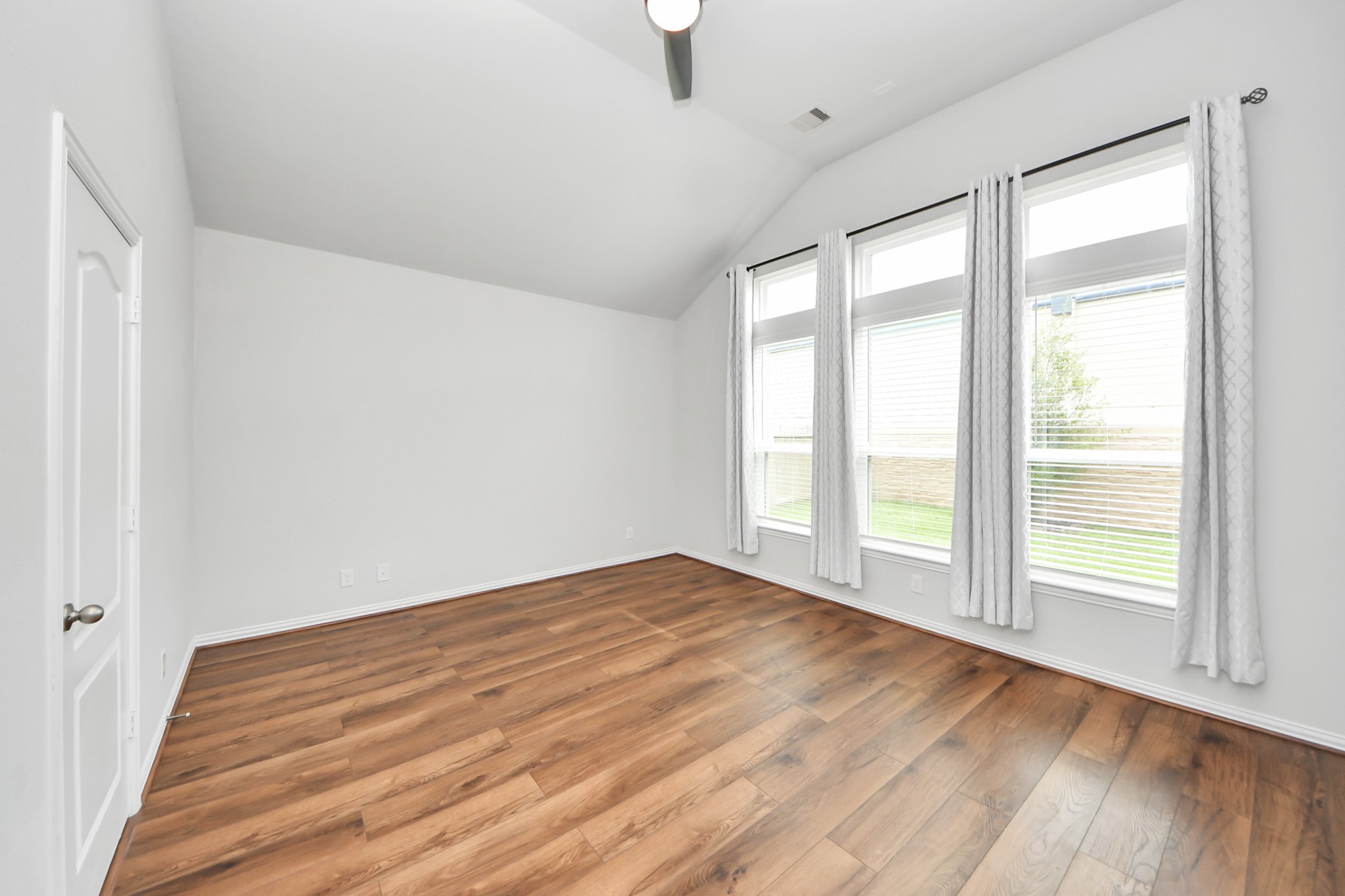 12 Montecito Lane Manvel, TX 77578 - Photo 21 of 30