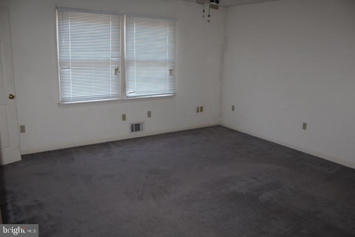 127 Spring Street Woodbury, NJ 08096 - Photo 17 of 18 Gallery Image 17