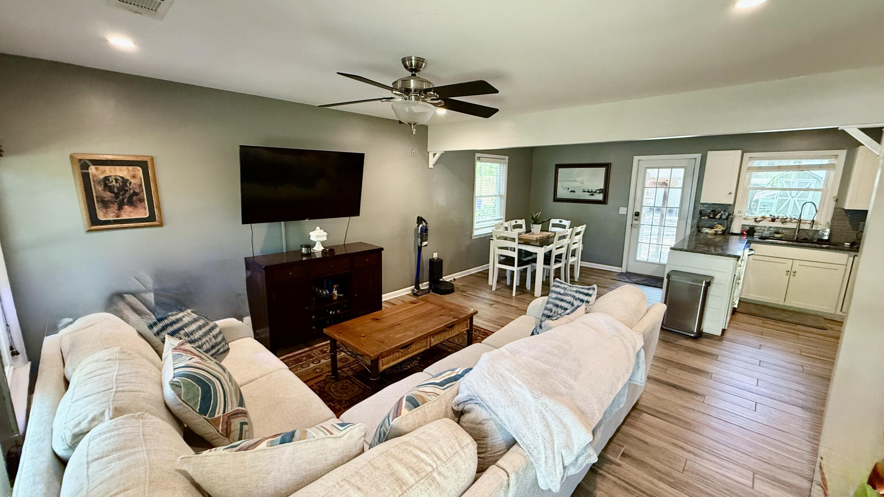 1521 Camp Road Charleston, SC 29412 - Photo 12 of 28 21 CAMP ROAD