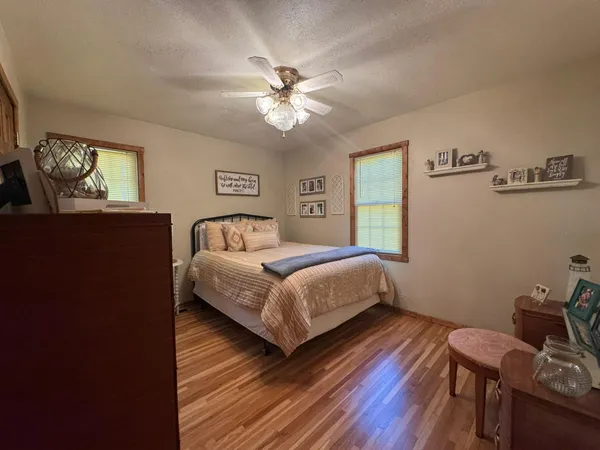 $319,900 | 1960 Cottonwood Lake Drive, Windom, MN 56101