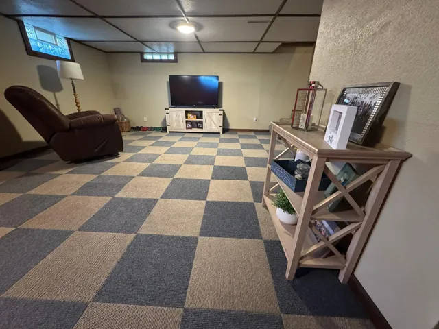 $330,000 | 1960 Cottonwood Lake Drive, Windom, MN 56101