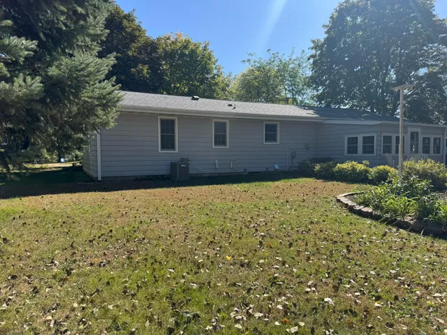 $330,000 | 1960 Cottonwood Lake Drive, Windom, MN 56101