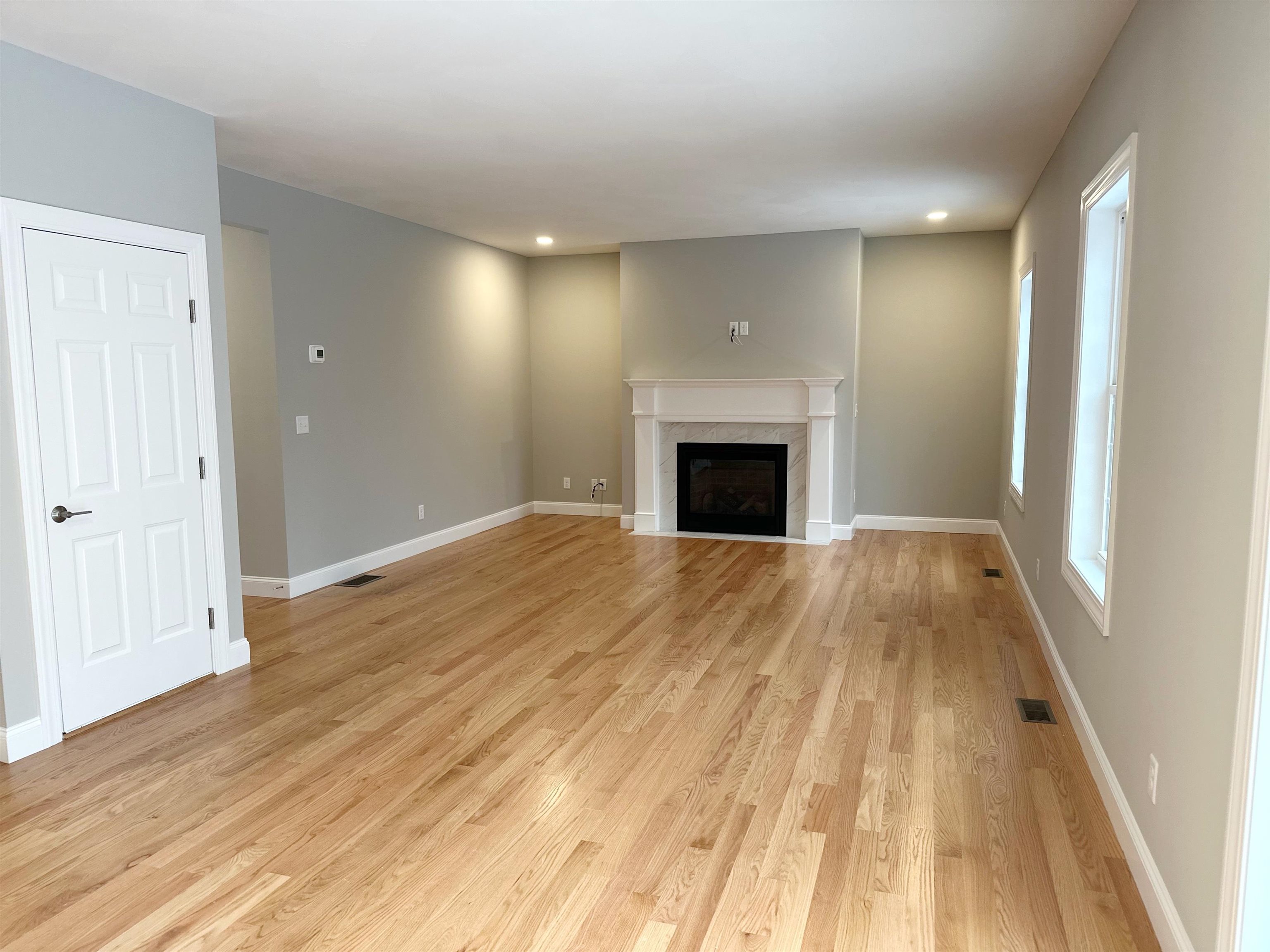 21 Huntington Ridge Road, Unit 7 Bedford, NH 03110 - Photo 3 of 16