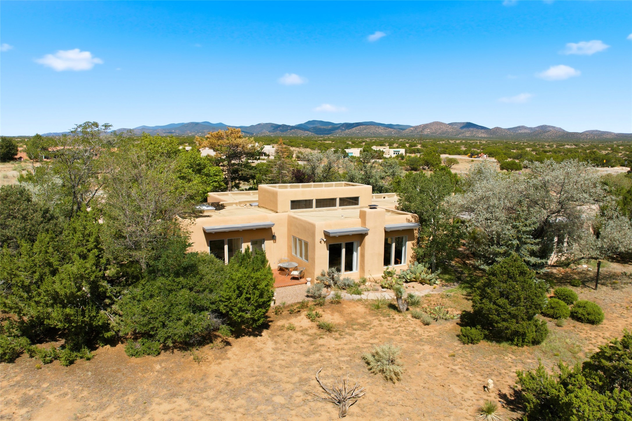 76 Encantado Loop Santa Fe, NM 87508 - Photo 36 of 59 Gallery Image 36