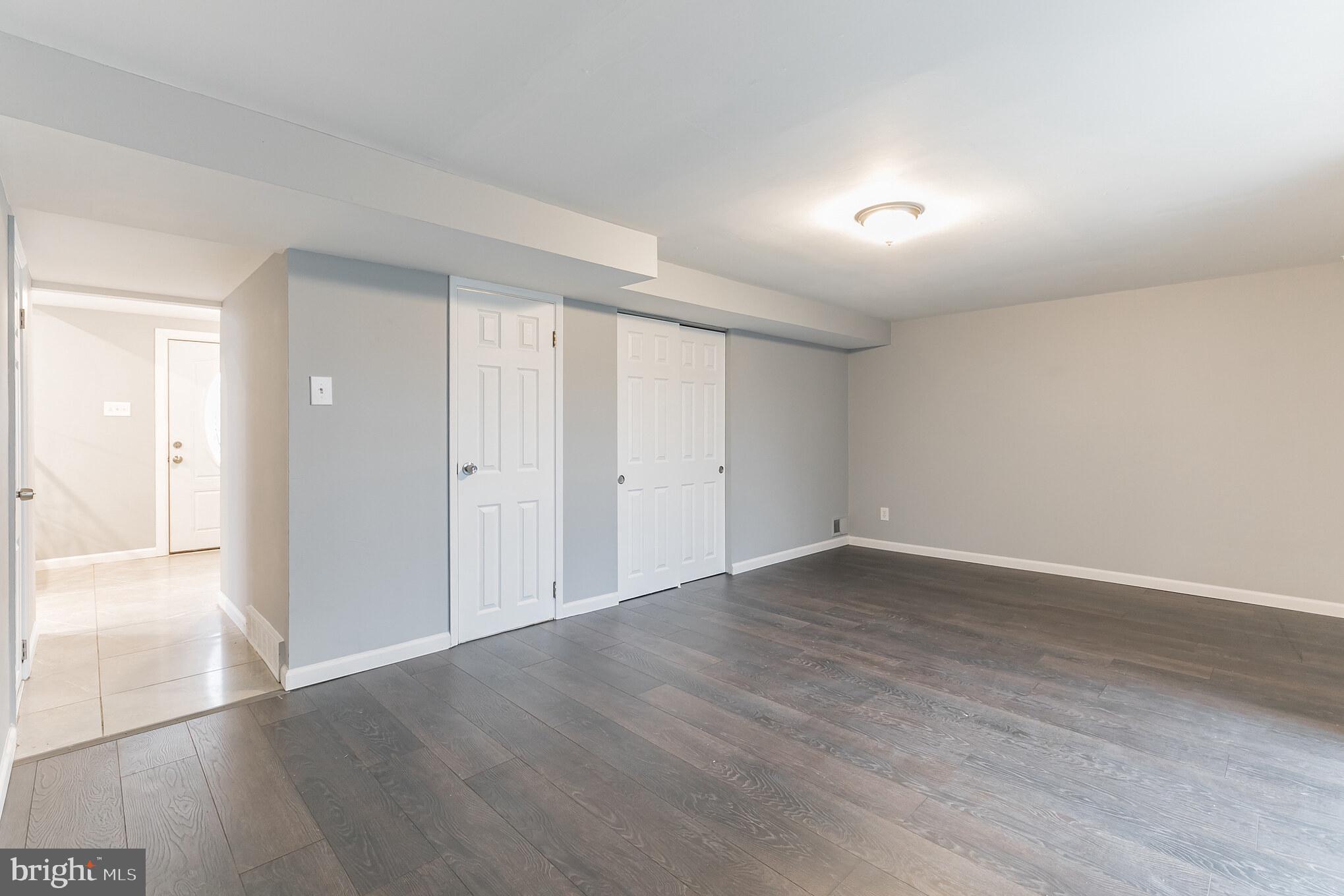 9727 Lochwood Road Philadelphia, PA 19115 - Photo 11 of 32 Gallery Image 11
