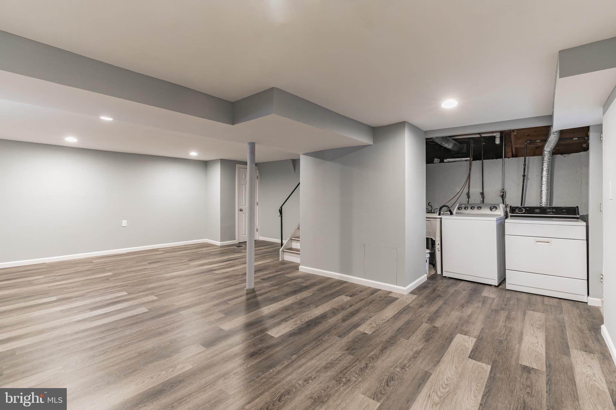 9727 Lochwood Road Philadelphia, PA 19115 - Photo 27 of 32 Gallery Image 27