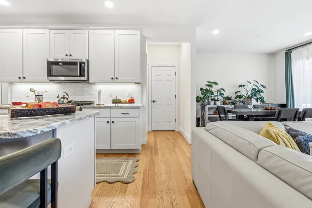 $649,900 | 24 Sheffield Way, Londonderry, NH 03053