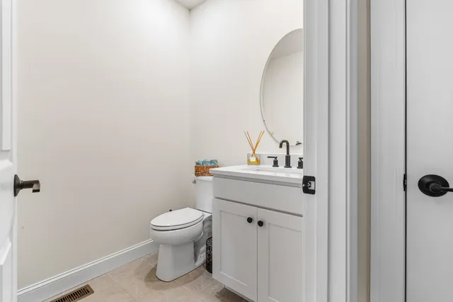 $649,900 | 24 Sheffield Way, Londonderry, NH 03053