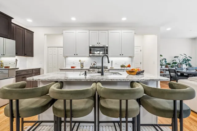 $649,900 | 24 Sheffield Way, Londonderry, NH 03053