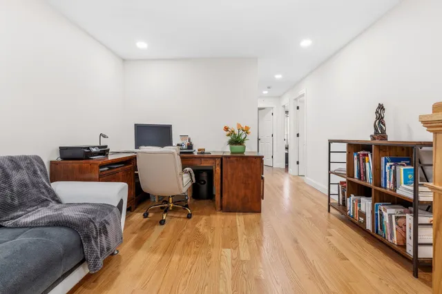 $649,900 | 24 Sheffield Way, Londonderry, NH 03053