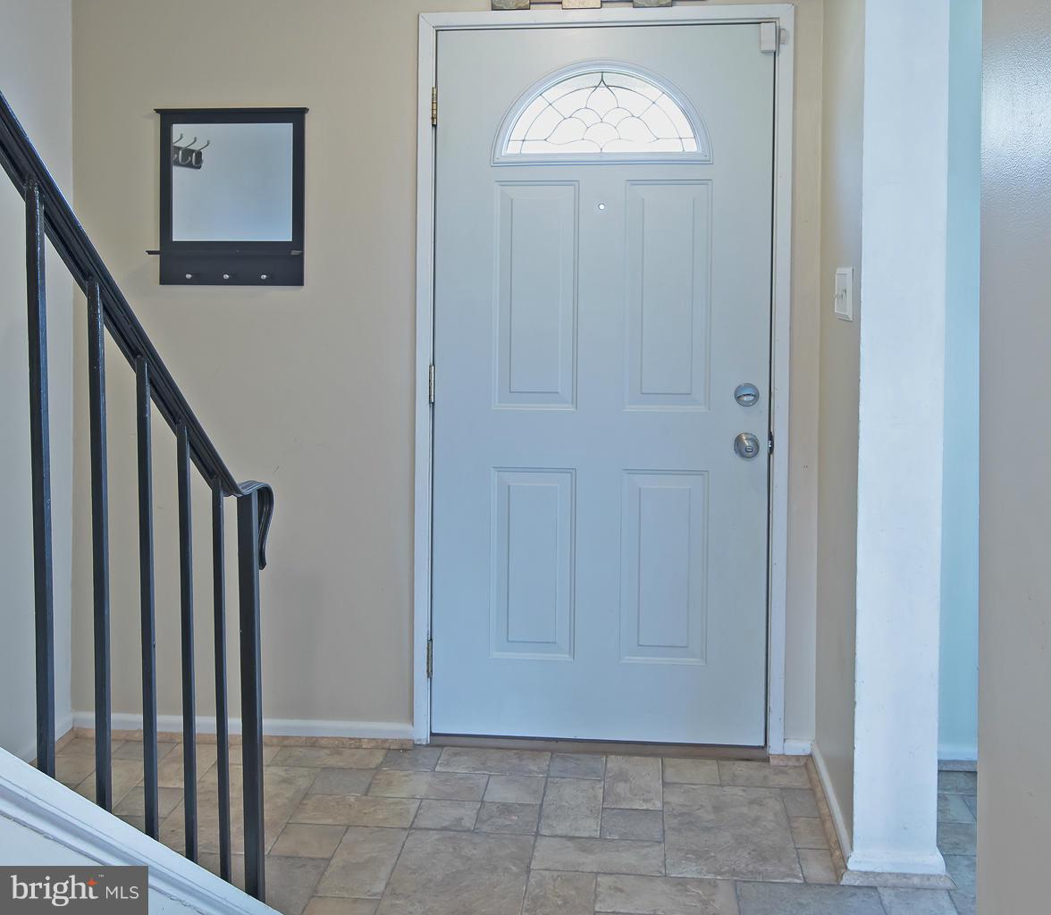 7518 Remington Road Manassas, VA 20109 - Photo 4 of 26 Interior (General)