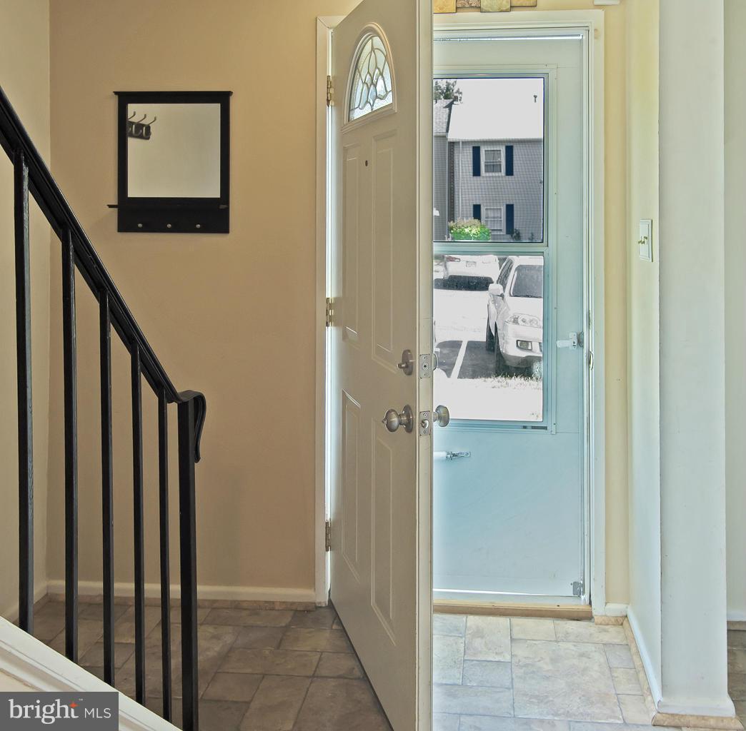 7518 Remington Road Manassas, VA 20109 - Photo 5 of 26 Interior (General)