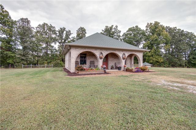 589 Tiger Bennett Road Hampshire, TN 38461 - Photo 3 of 20 Gallery Image 3