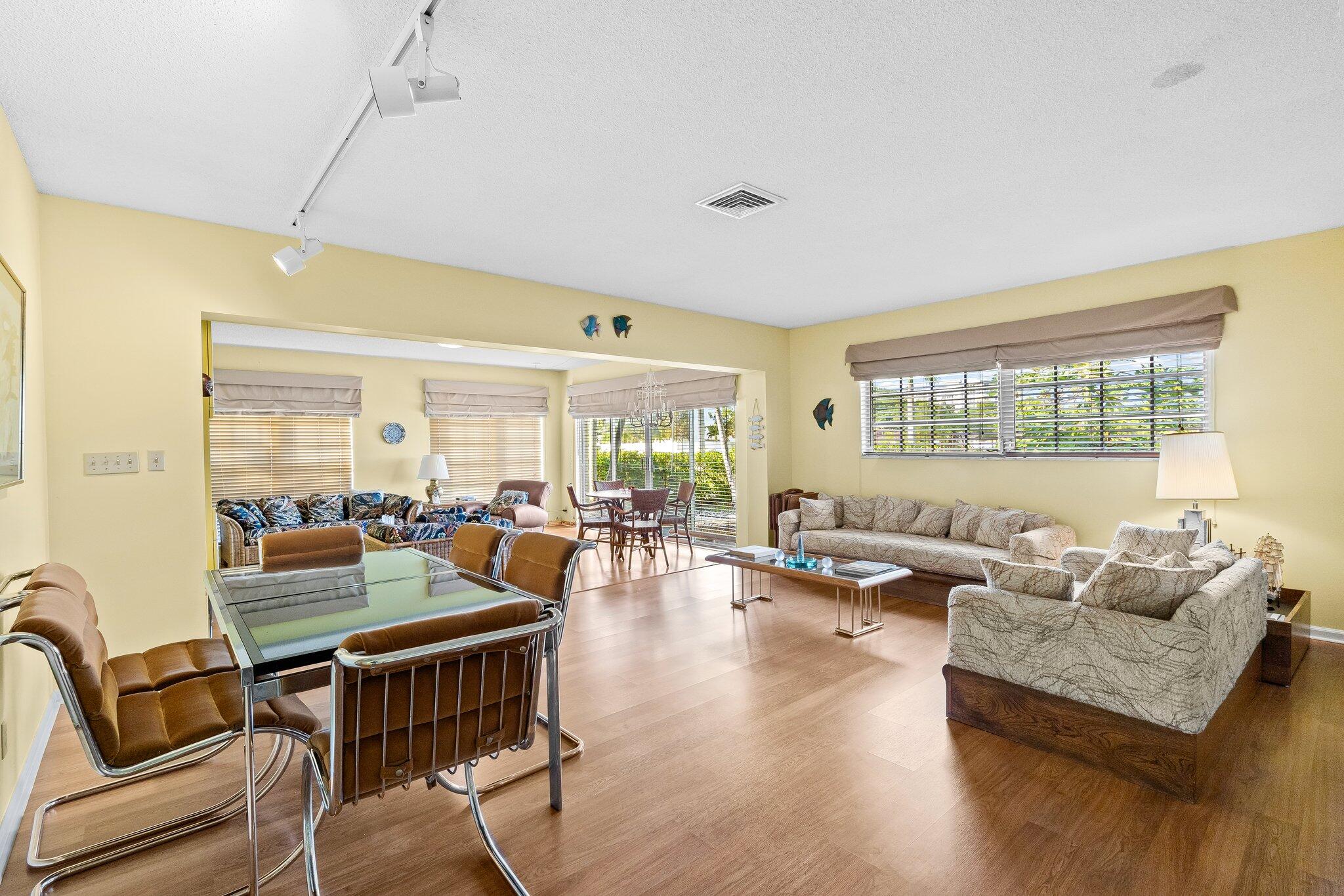 3011 North Palm Aire Dr  