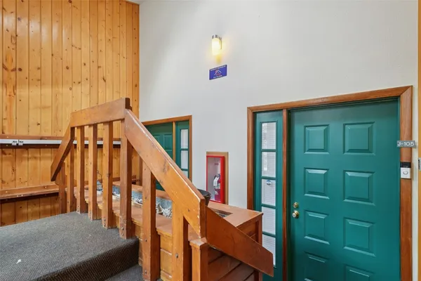 a view of entryway