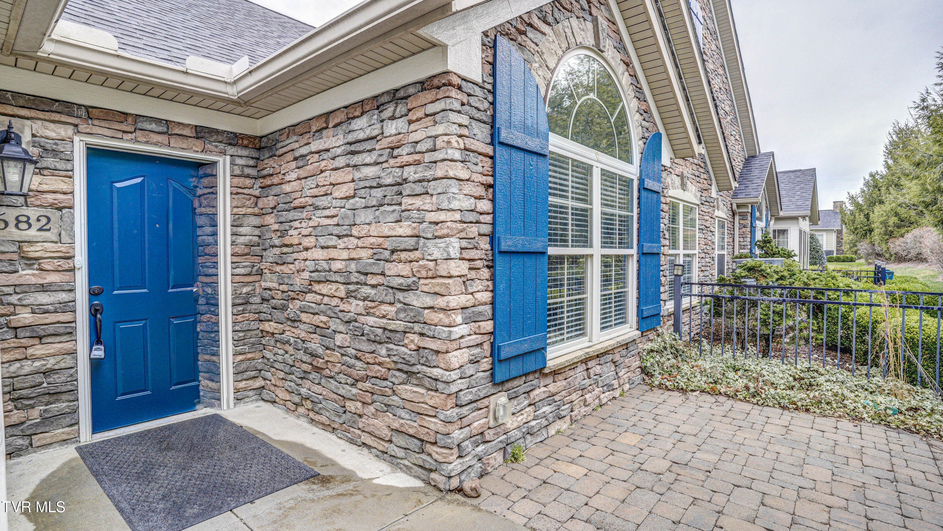 1682 Hatterdale Farm Road Blountville, TN 37617 - Photo 4 of 49 _DSC0804_5_6_7_8