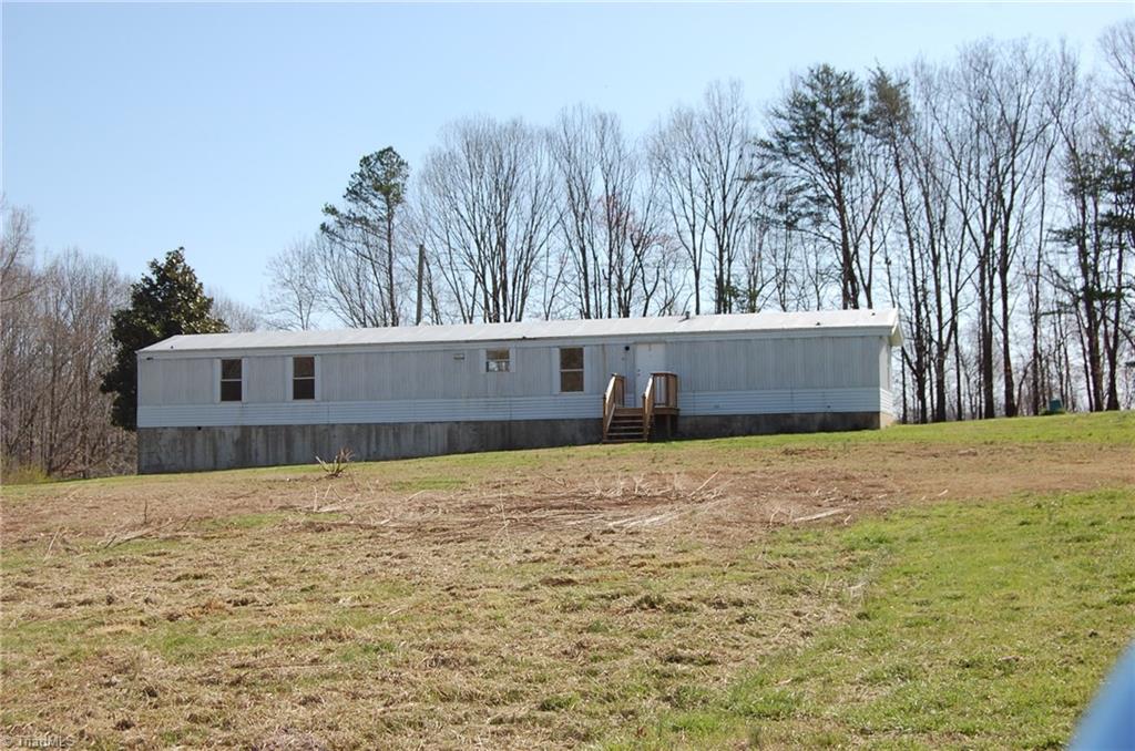 3423 Fairview Farm Road Asheboro, NC 27205 - Photo 2 of 19 Gallery Image 2