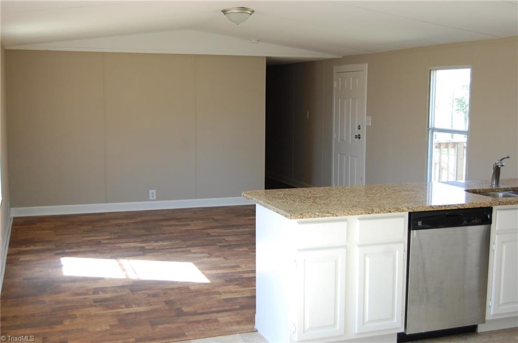 3423 Fairview Farm Road Asheboro, NC 27205 - Photo 5 of 19 Gallery Image 5