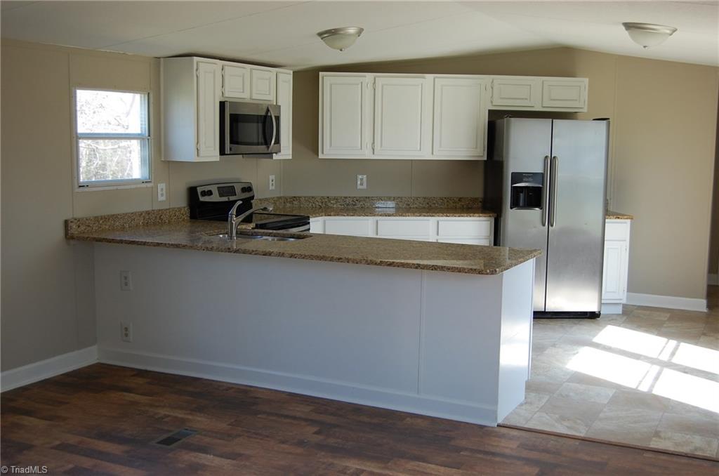 3423 Fairview Farm Road Asheboro, NC 27205 - Photo 7 of 19 Gallery Image 7