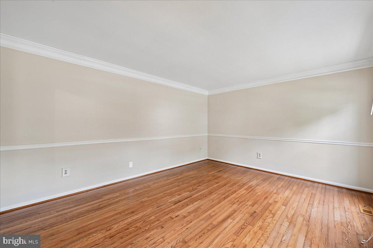 7592 Ruxton Drive Springfield, VA 22153 - Photo 12 of 72
