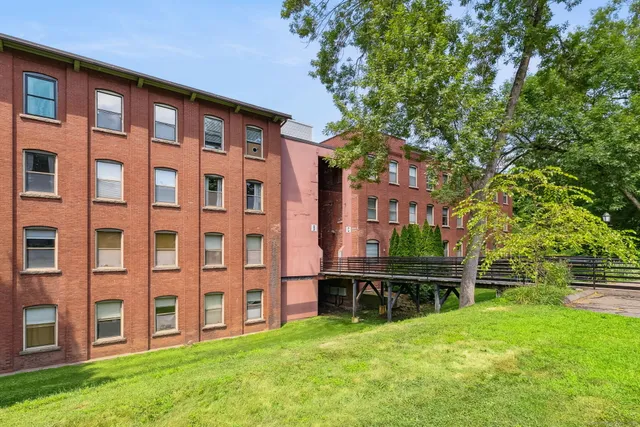 $174,999 | 222 Williams Street East, Unit 229, Glastonbury, CT 06033