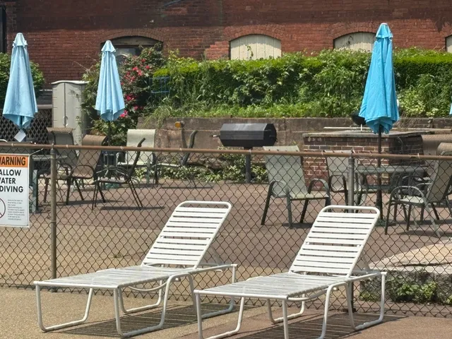 $174,999 | 222 Williams Street East, Unit 229, Glastonbury, CT 06033