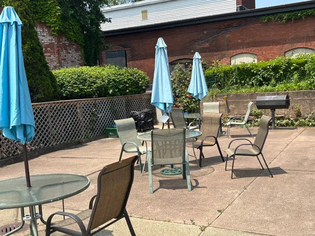 $174,999 | 222 Williams Street East, Unit 229, Glastonbury, CT 06033