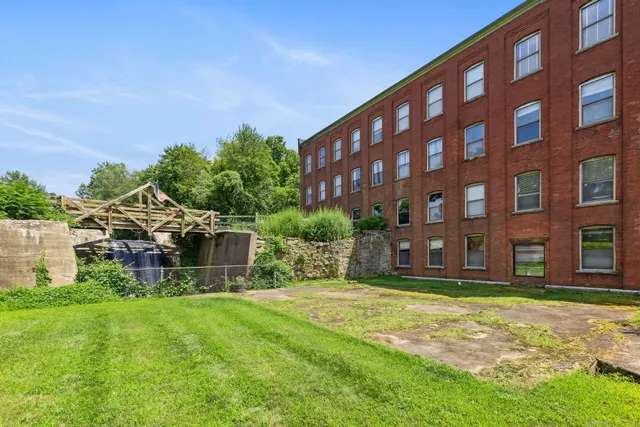 $174,999 | 222 Williams Street East, Unit 229, Glastonbury, CT 06033