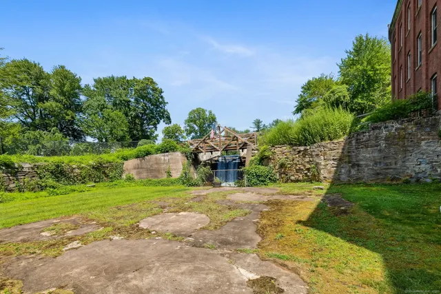 $174,999 | 222 Williams Street East, Unit 229, Glastonbury, CT 06033