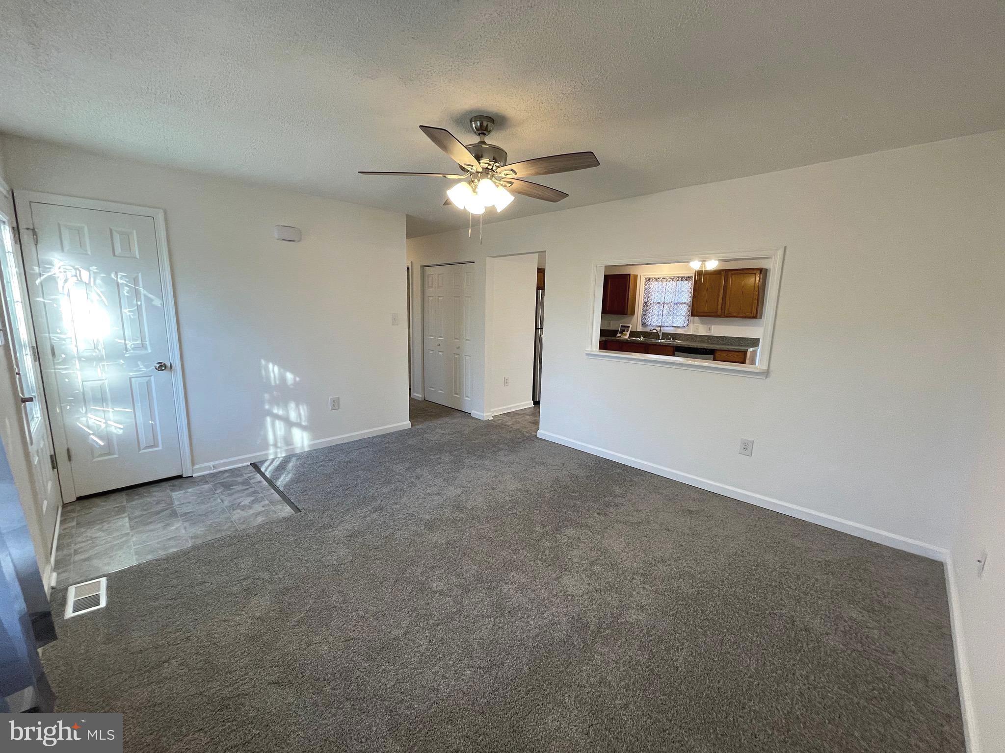 604 Tacketts Mill Road Stafford, VA 22556 - Photo 12 of 41 Living Room