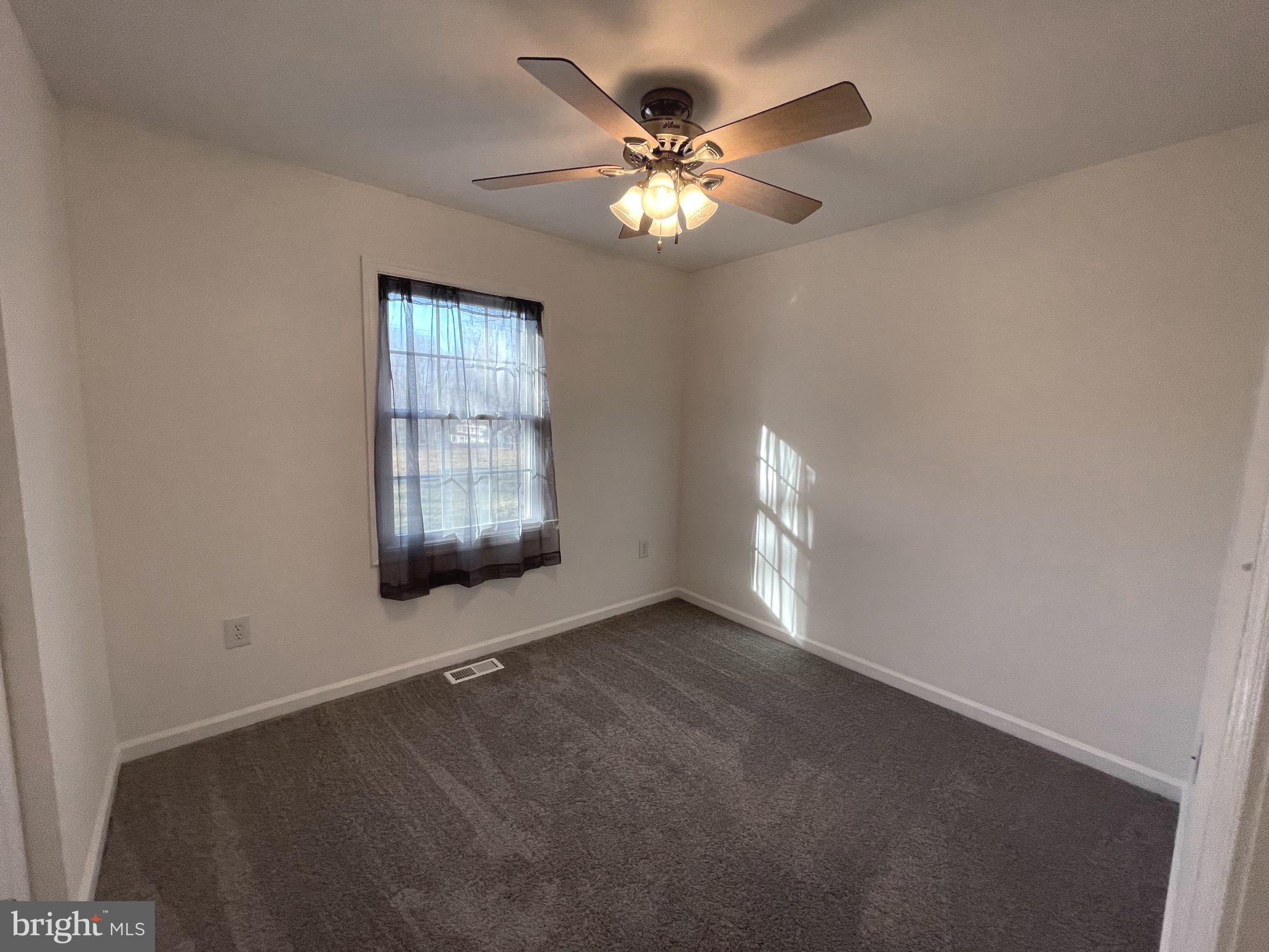 604 Tacketts Mill Road Stafford, VA 22556 - Photo 22 of 41 Bedroom #2