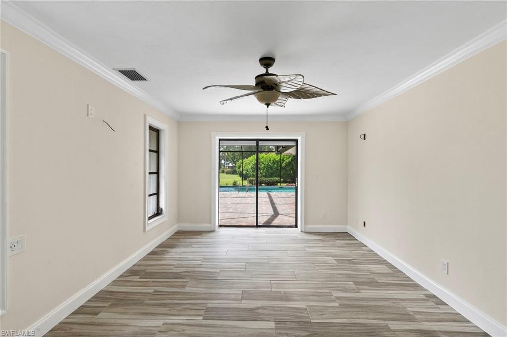 2010 Imperial Golf Course Boulevard Naples, FL 34110 - Photo 16 of 38
