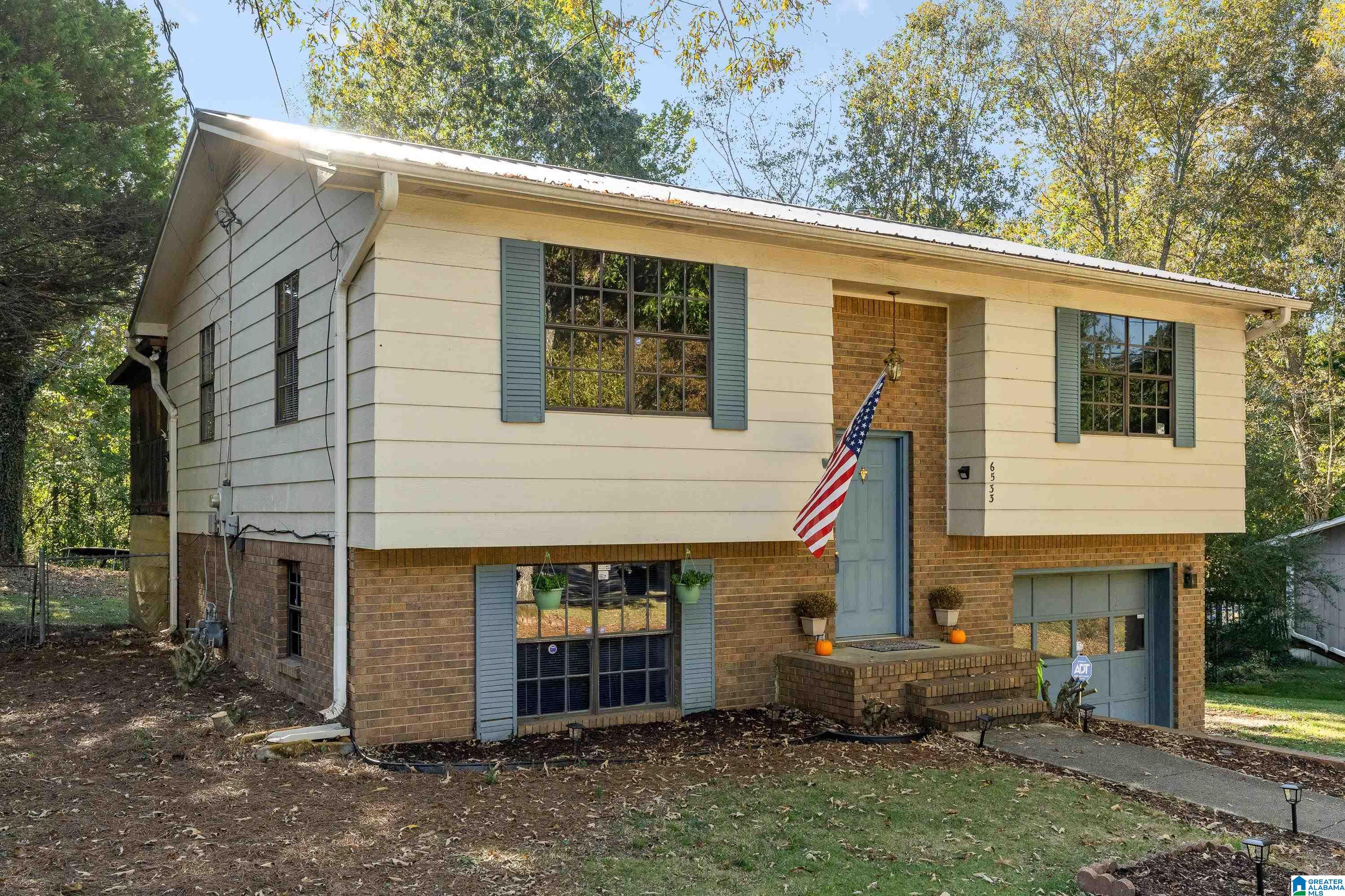 6533 Womack Road Pinson, AL 35126 - Photo 4 of 30