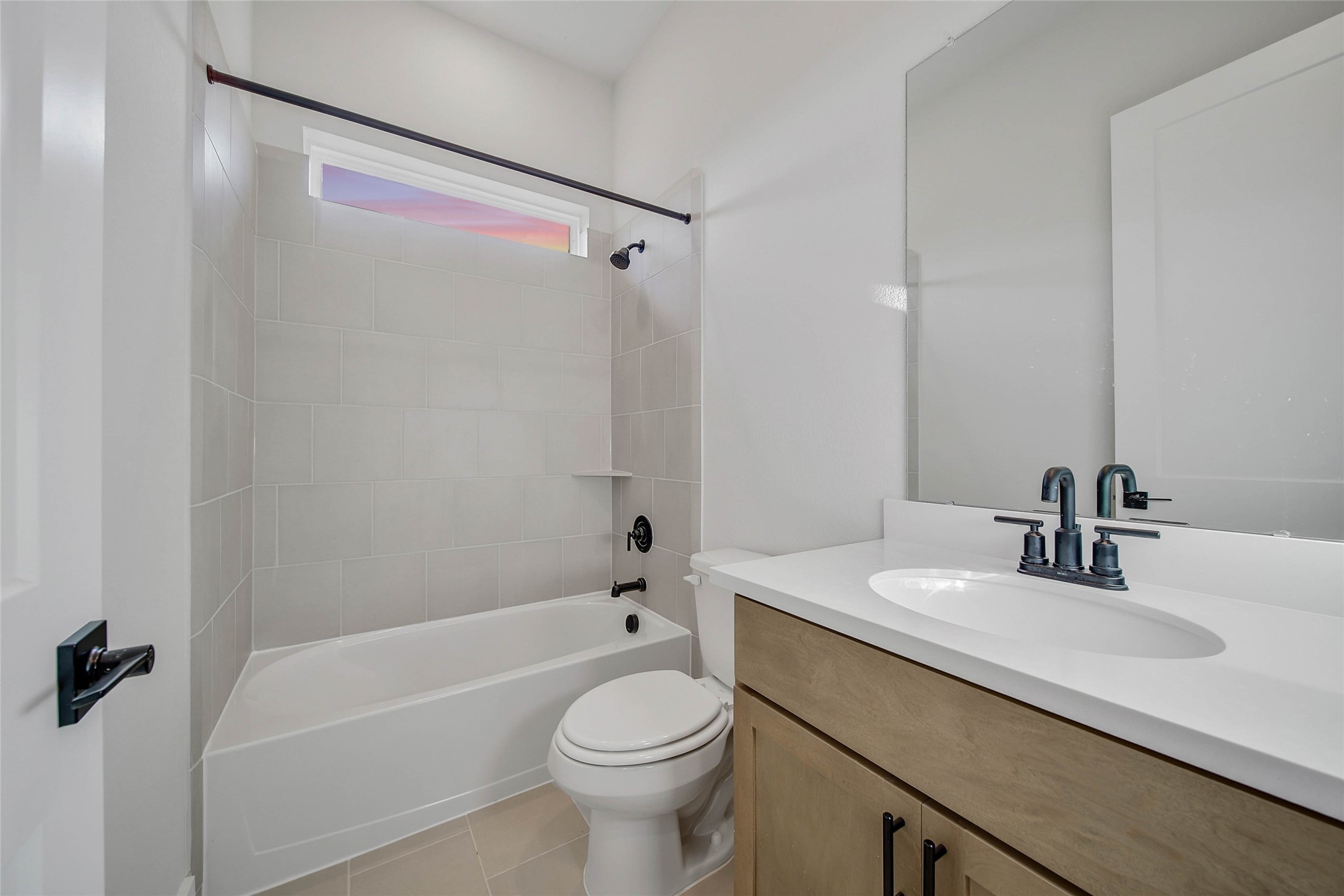 4519 Magnolia Bend Drive Rosharon, TX 77583 - Photo 35 of 48 a bathroom with a sink a toilet and shower