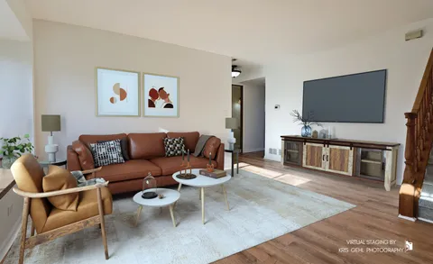 $240,000 | 34026 North White Oak Lane, Gurnee, IL 60031