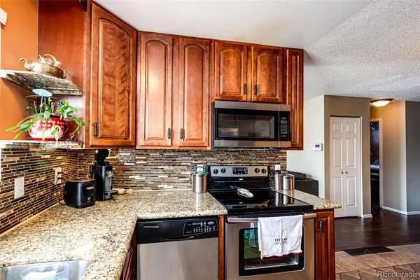 $490,800 | 20571 East Coolidge Place, Aurora, CO 80011