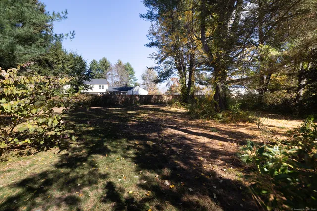 $600,000 | 18 Meadowlark Road, Simsbury, CT 06092