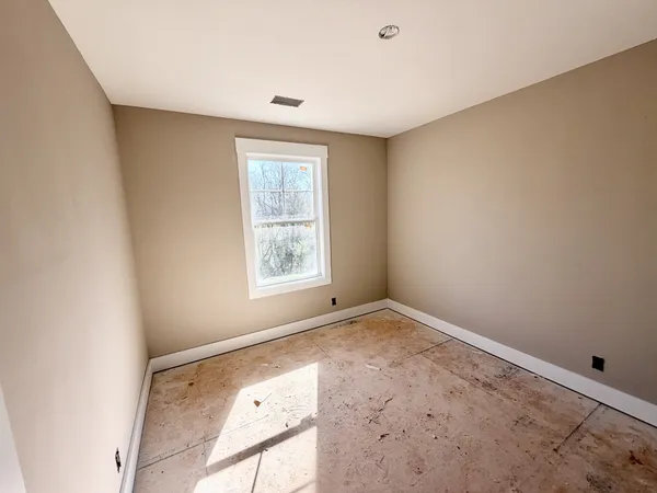 $284,900 | 38 Echo Ridge, Oak Grove, KY 42262