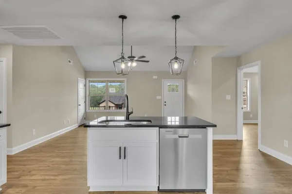 $284,900 | 38 Echo Ridge, Oak Grove, KY 42262