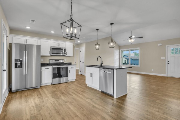 38 Echo Ridge Oak Grove, KY 42262 - Photo 9 of 37