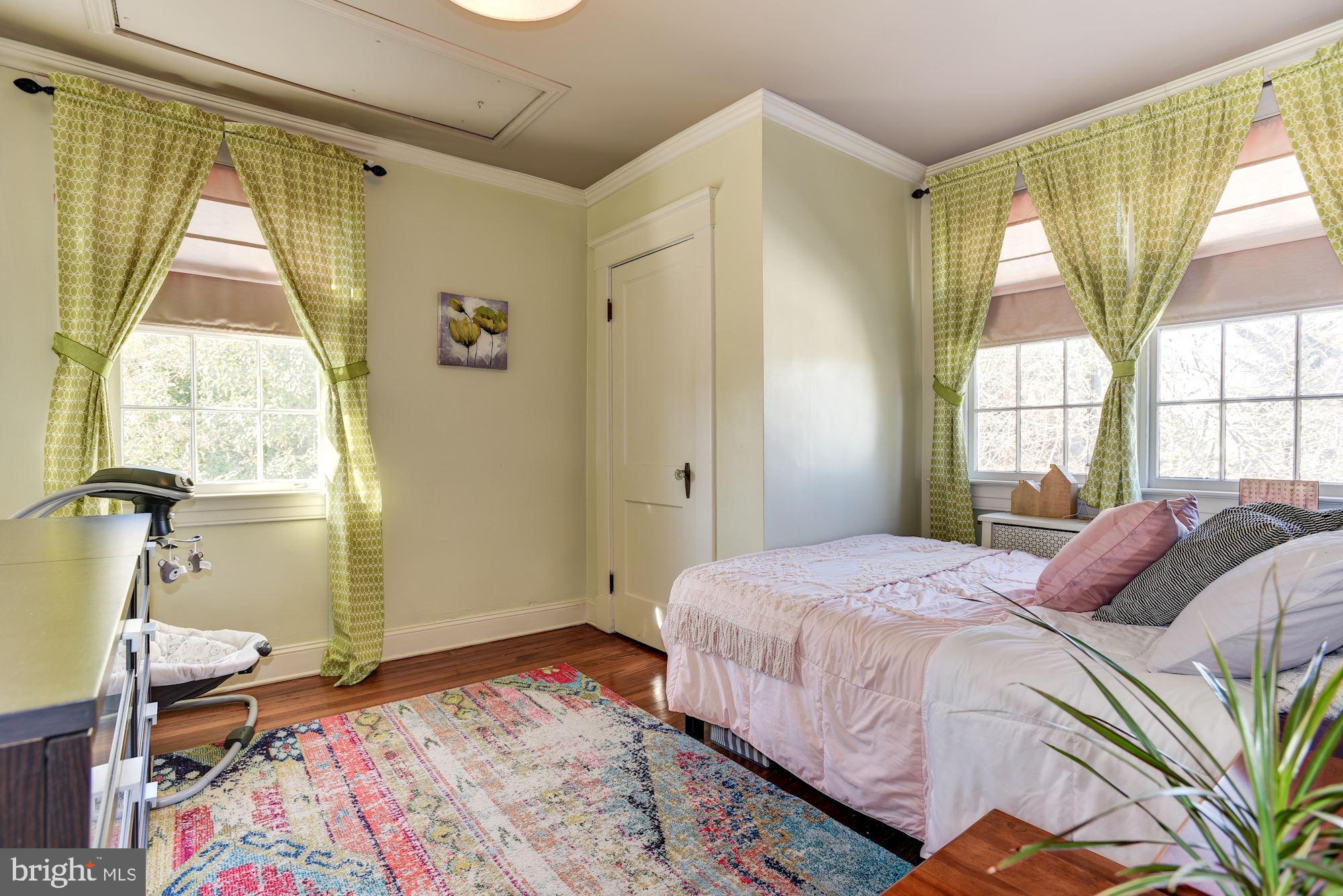 4212 Kensington Road Baltimore, MD 21229 - Photo 17 of 34 Bedroom