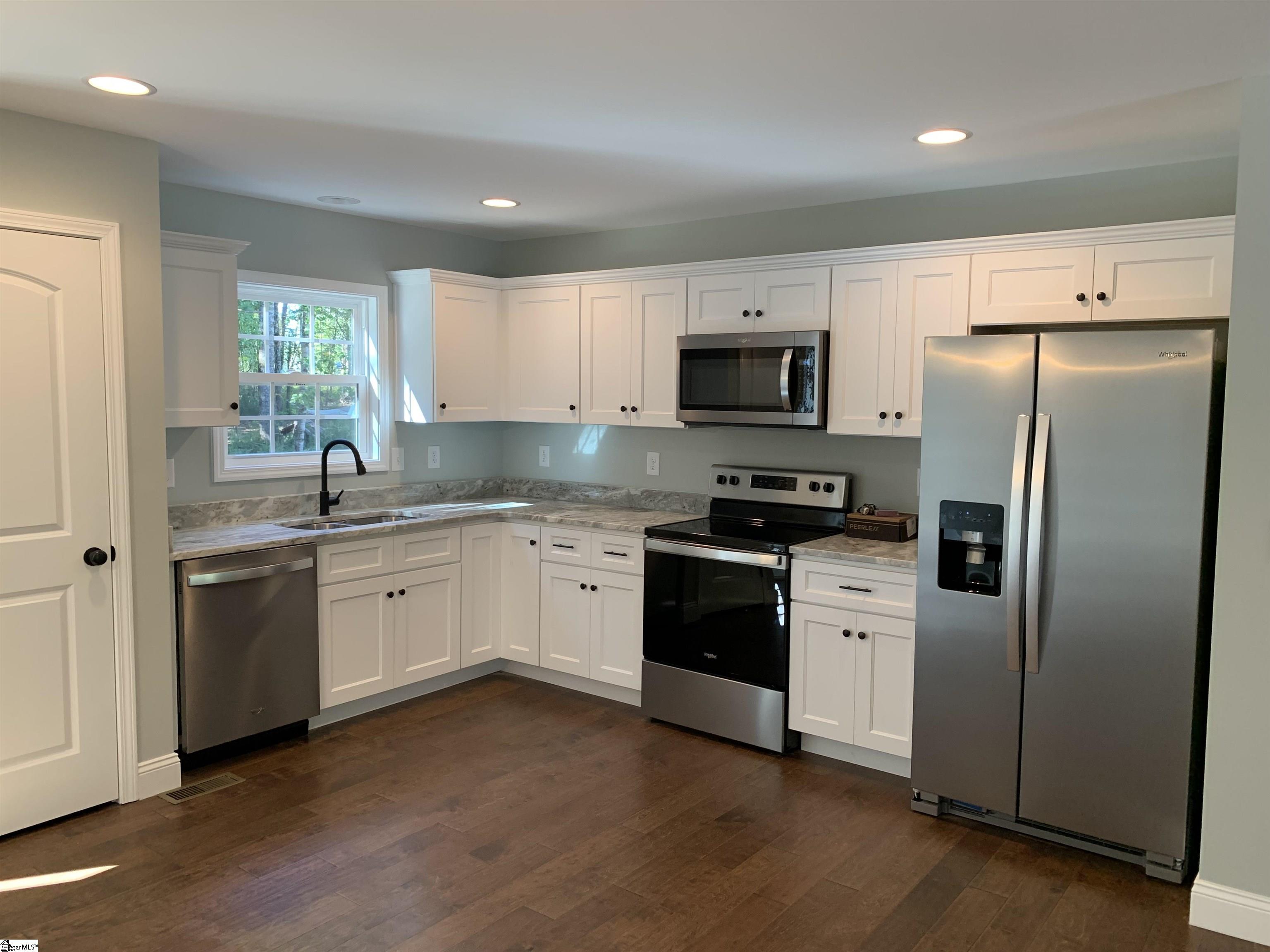 751 Shady Grove Road Pickens, SC 29671 - Photo 13 of 36 Gallery Image 13