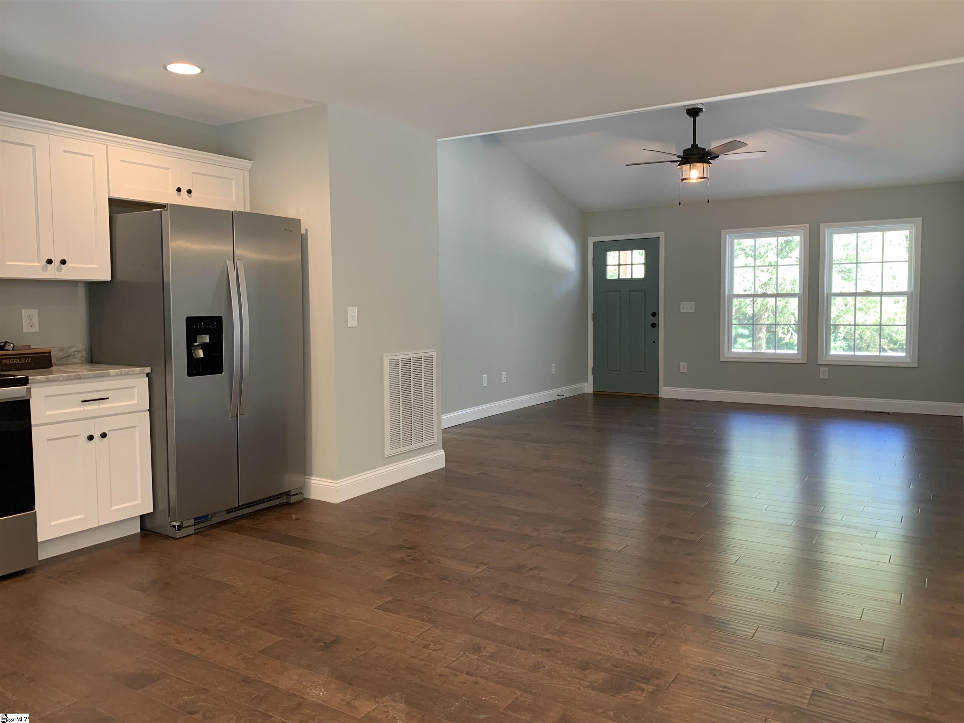 751 Shady Grove Road Pickens, SC 29671 - Photo 17 of 36 Gallery Image 17