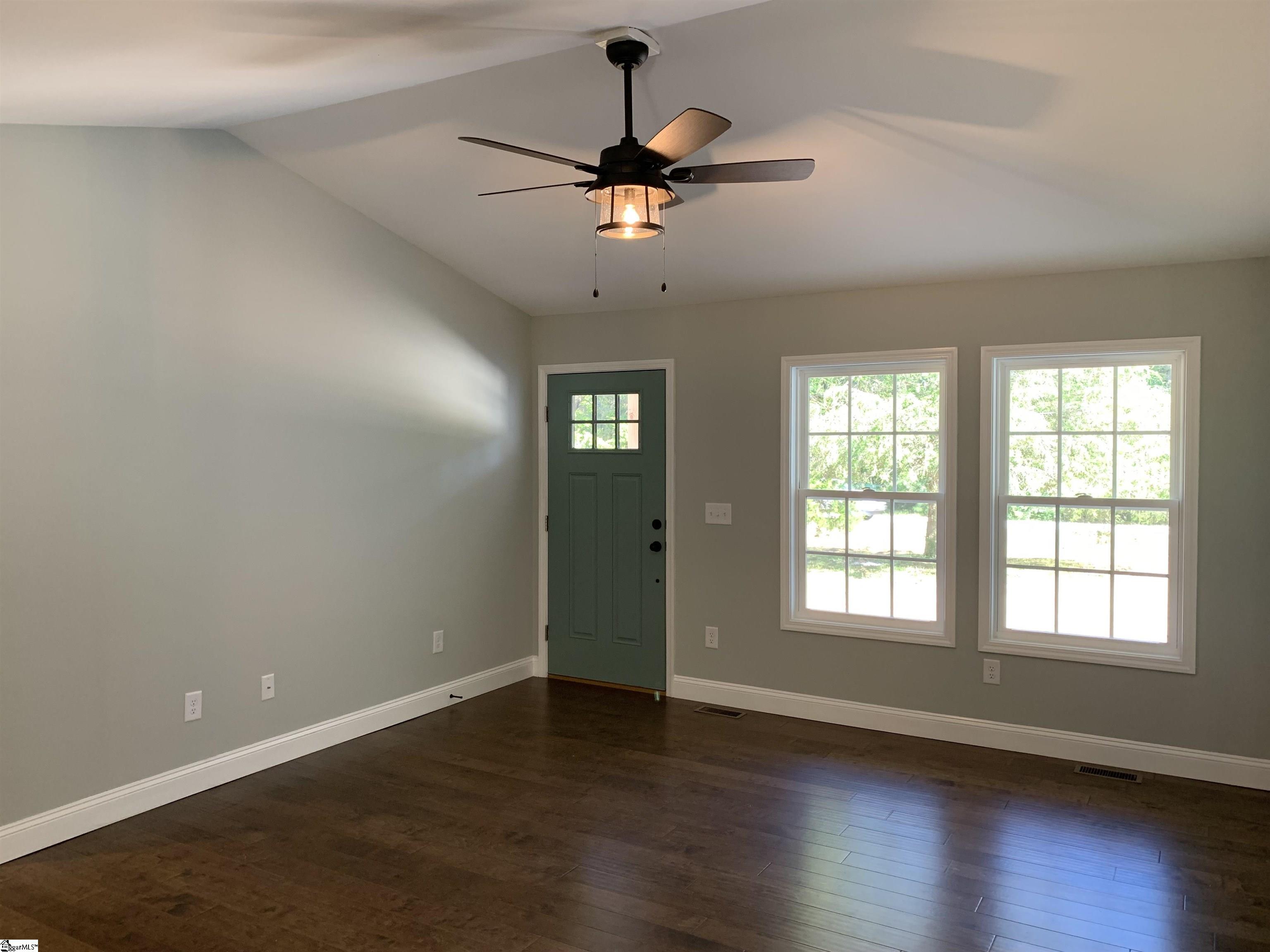 751 Shady Grove Road Pickens, SC 29671 - Photo 5 of 36 Gallery Image 5