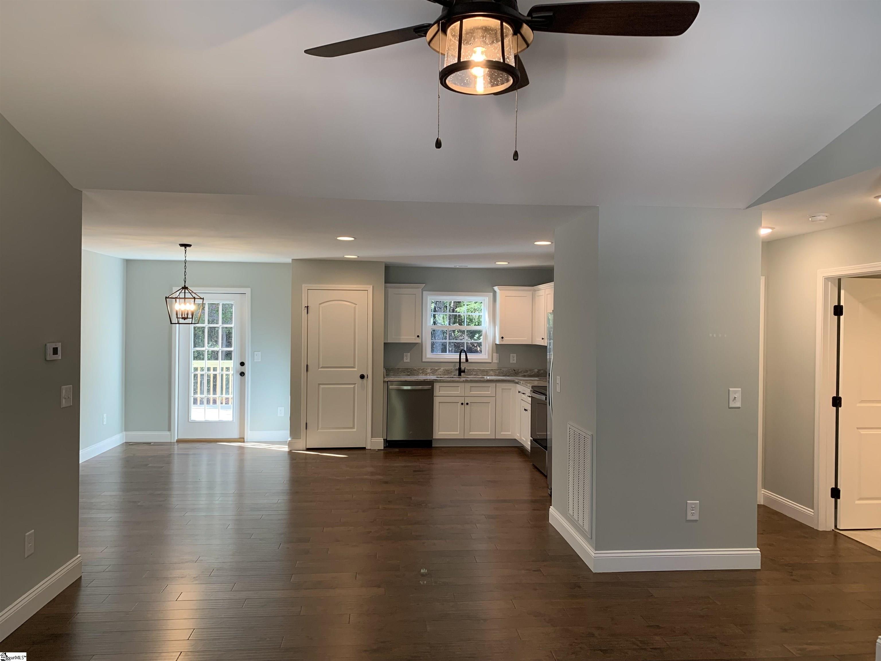 751 Shady Grove Road Pickens, SC 29671 - Photo 8 of 36 Gallery Image 8