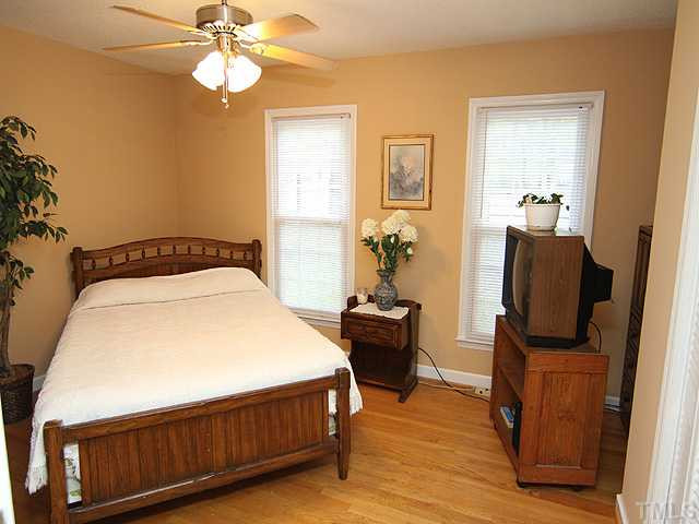 701 Lakeview Road Durham, NC 27712 - Photo 9 of 12 Photo 9