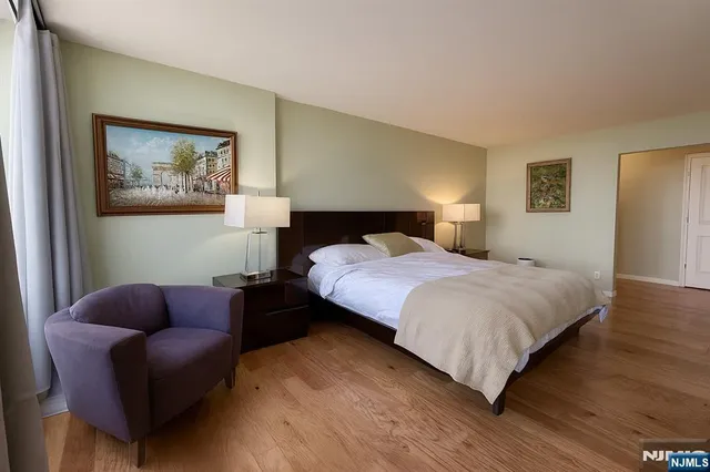 $709,000 | 300 Winston Drive, Unit 2922, Cliffside Park, NJ 07010