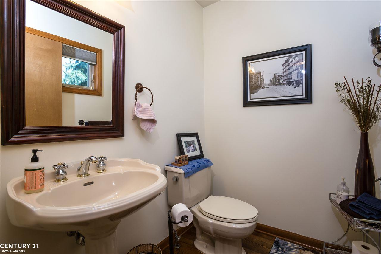 11320 Covered Bridge Lane Romeo, MI 48065 - Photo 24 of 57 Gallery Image 24