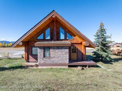 $1,850,000 | 1221 North Highway 33, Driggs, ID 83422
